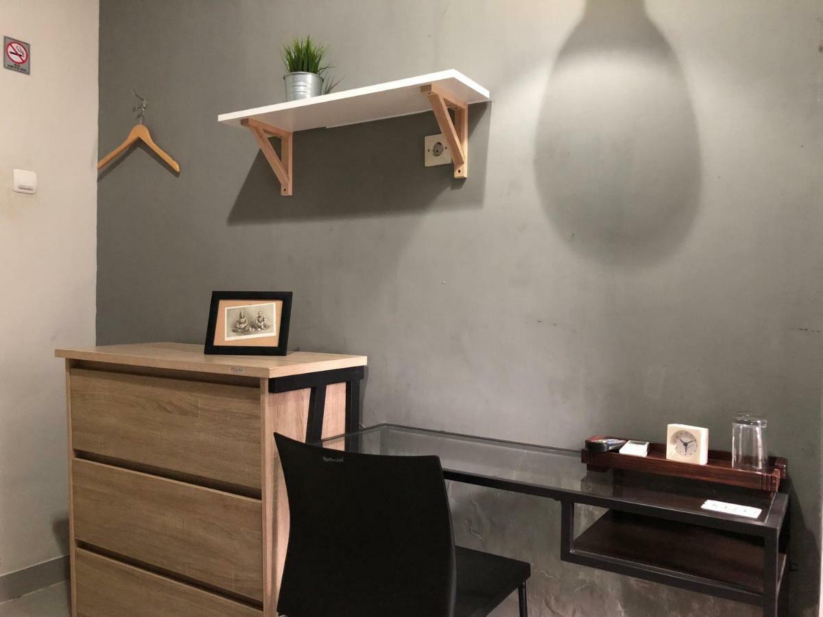 Kamar Deluxe Double (2 orang Dewasa + 1 Anak)
